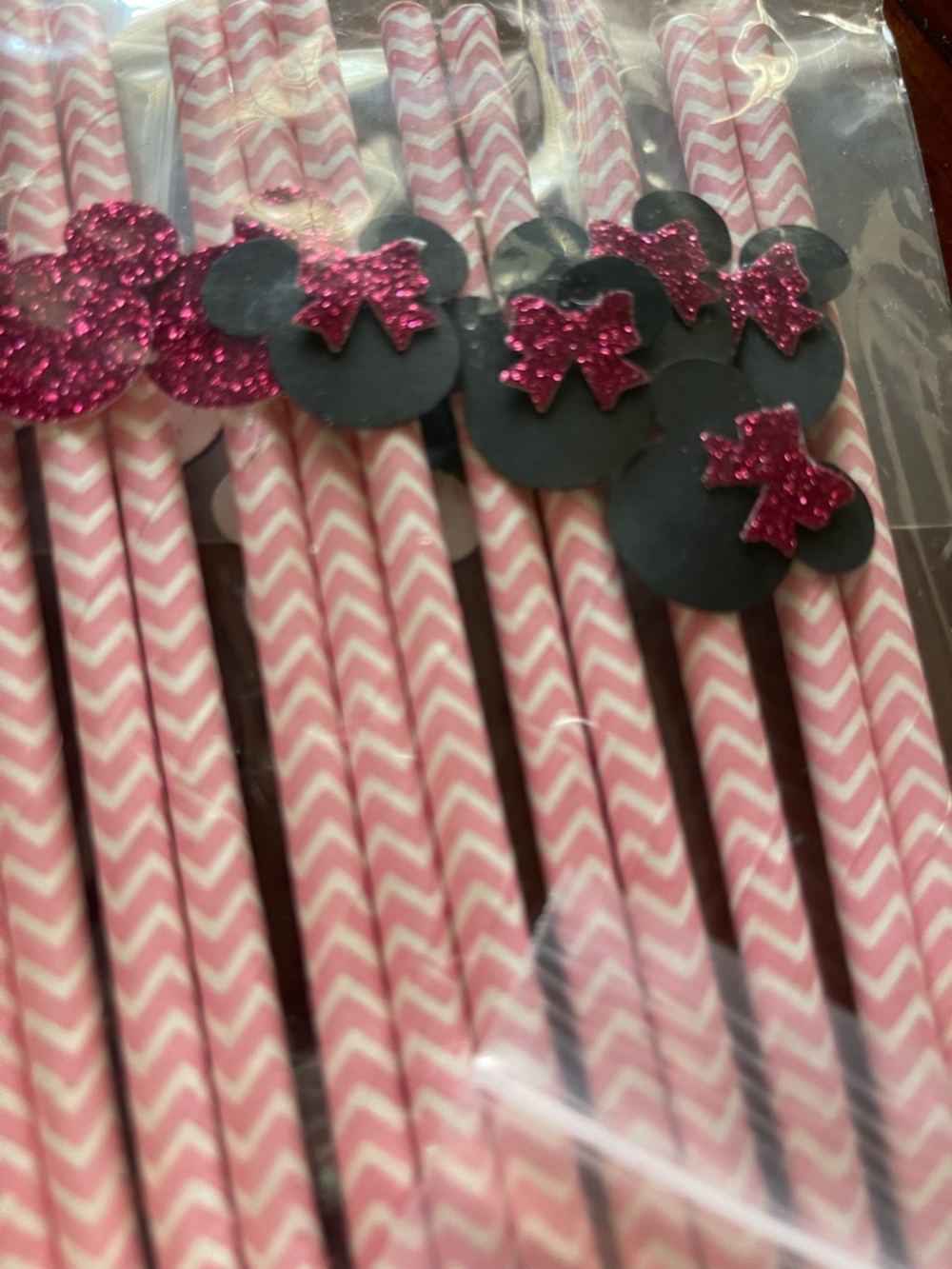 Pink 24 Chevron Party Straws with Black Minnie-Style Glitter Bows